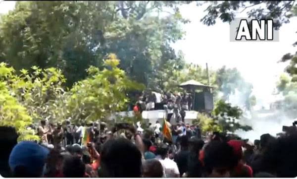 sri-lanka-declares-emergency
